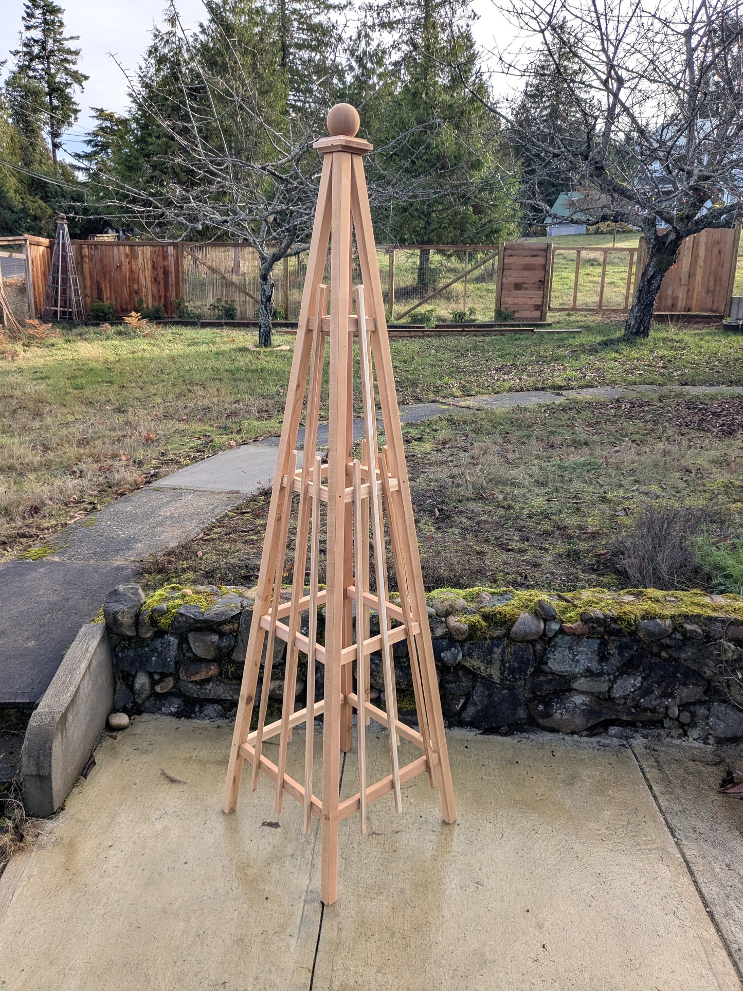 SALE ! | 8' Cedar Garden Obelisk |  24" Base | Sphere Finial | Factory 2nd