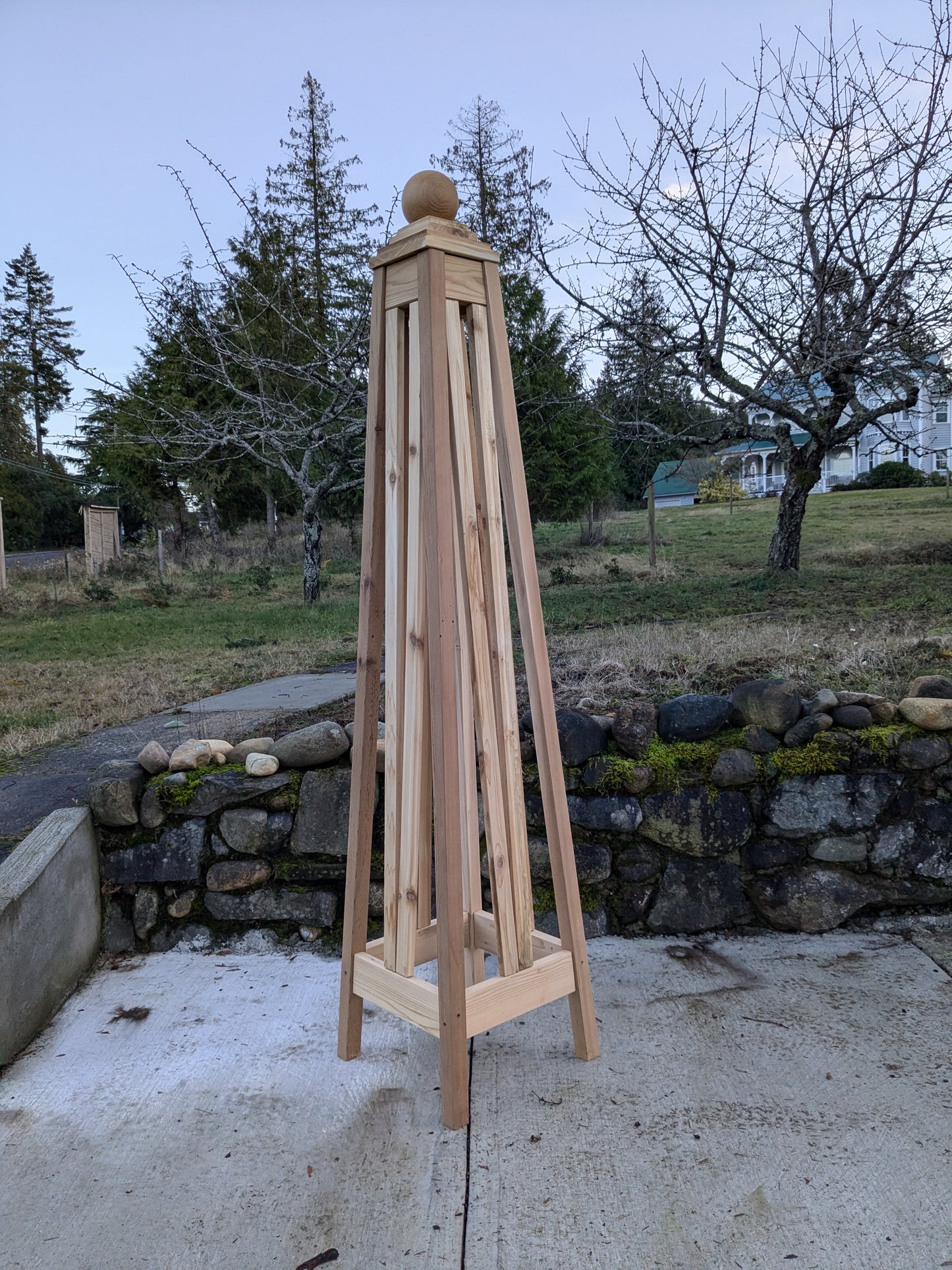 6' Art Deco Cedar Obelisk | FACTORY 2nd | 18" base | Select Red Cedar Garden Obelisk | Garden Tuteur