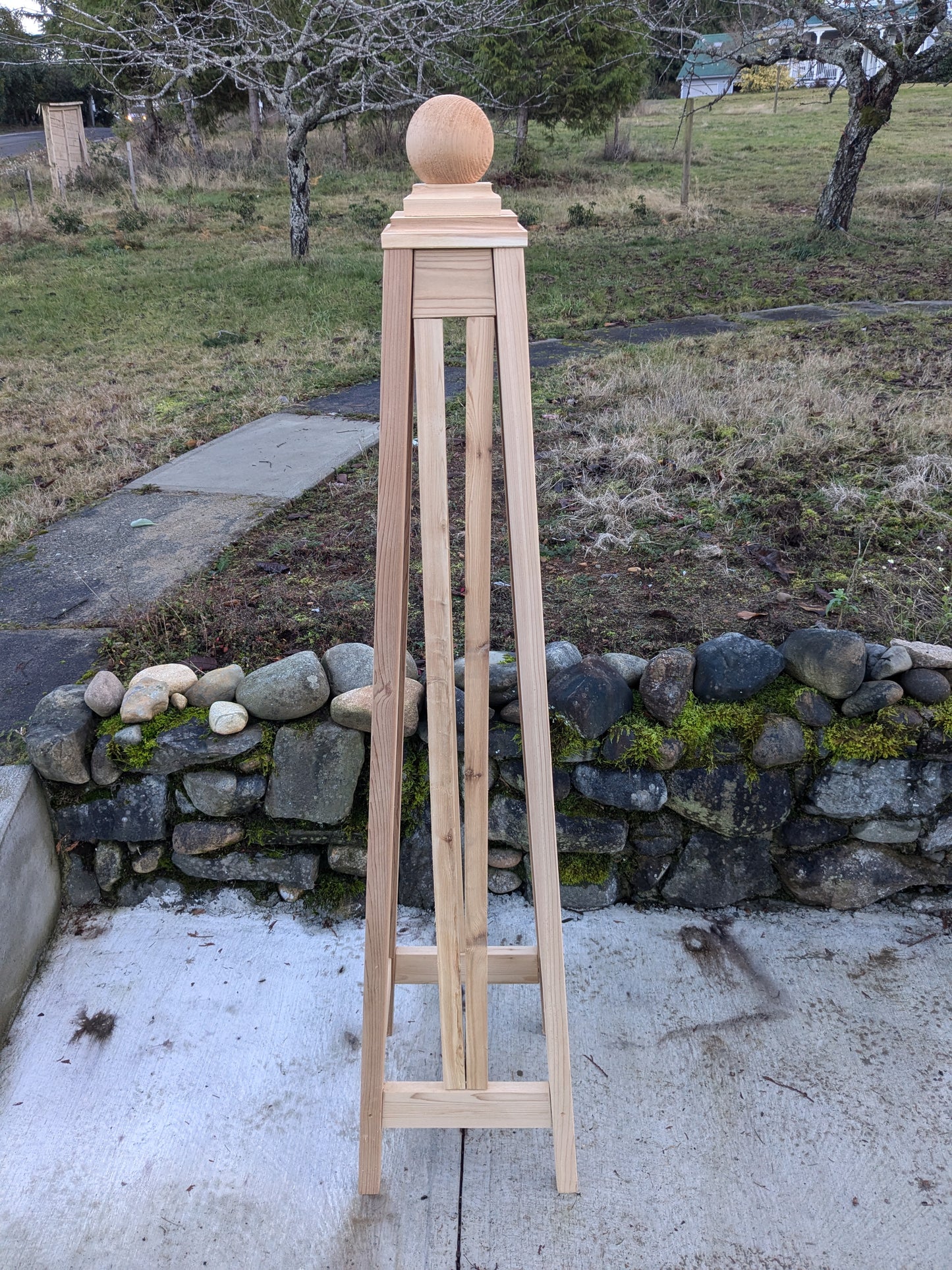 6' Art Deco Cedar Obelisk | FACTORY 2nd | 18" base | Select Red Cedar Garden Obelisk | Garden Tuteur