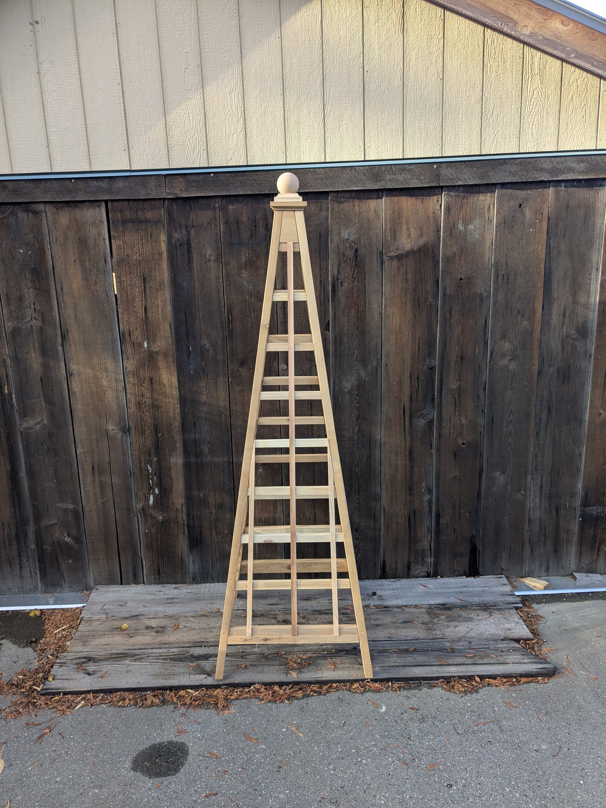 Factory Second | 8' Western Red Cedar Trellis Obelisk | Sphere Finial